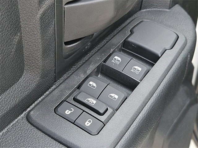 2026 Ram 5500 Tradesman photo 13