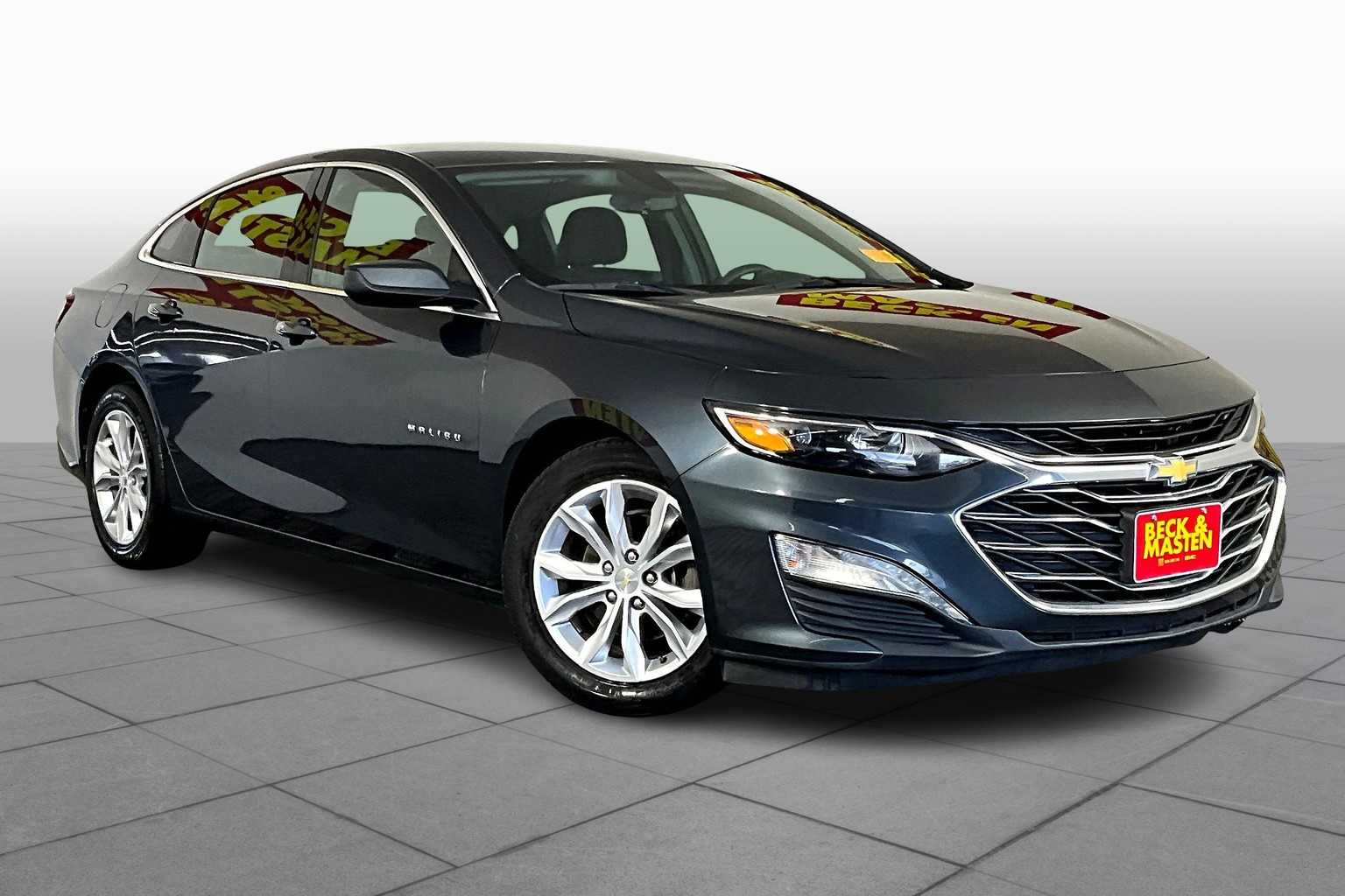 2021 Chevrolet Malibu 1LT photo 2