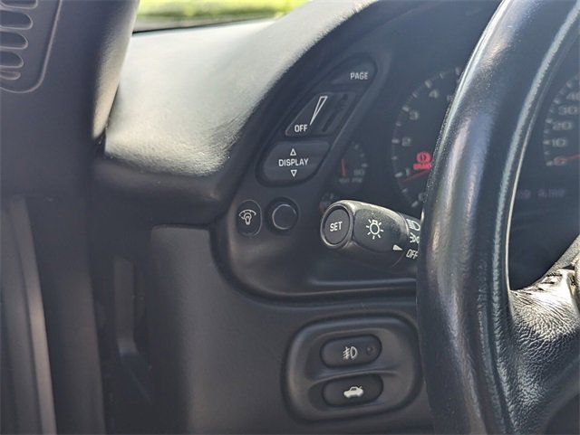 2001 Chevrolet Corvette Base photo 21