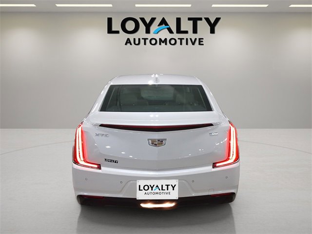 2018 Cadillac XTS Base photo 3