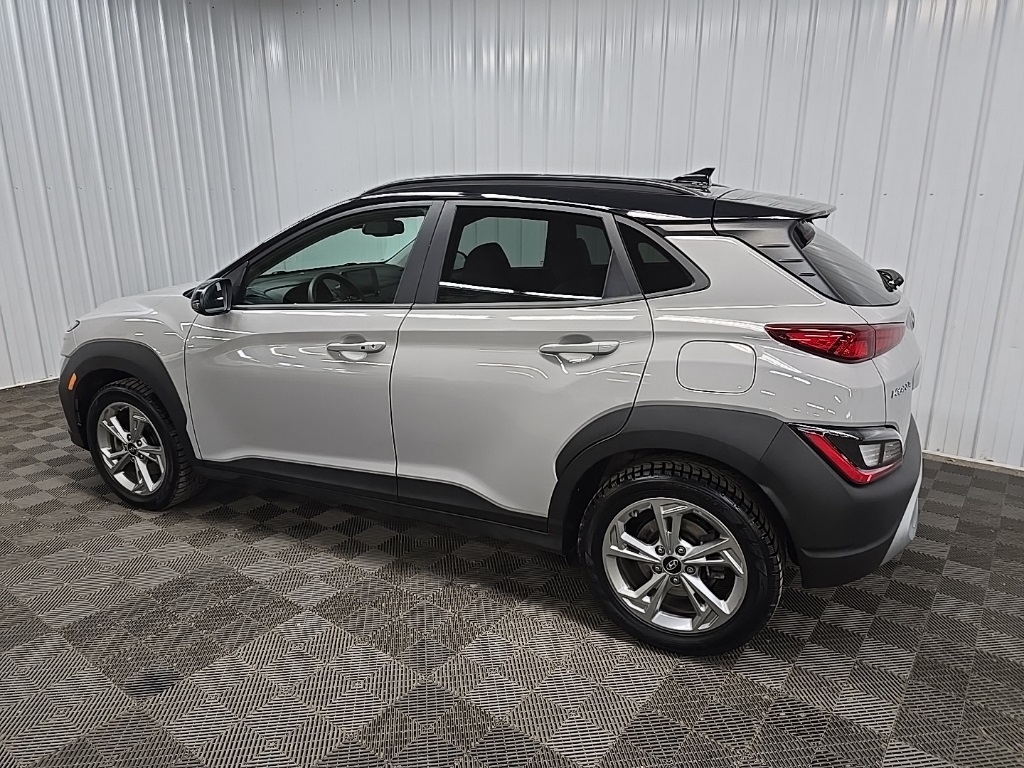 2023 Hyundai Kona SEL photo 4