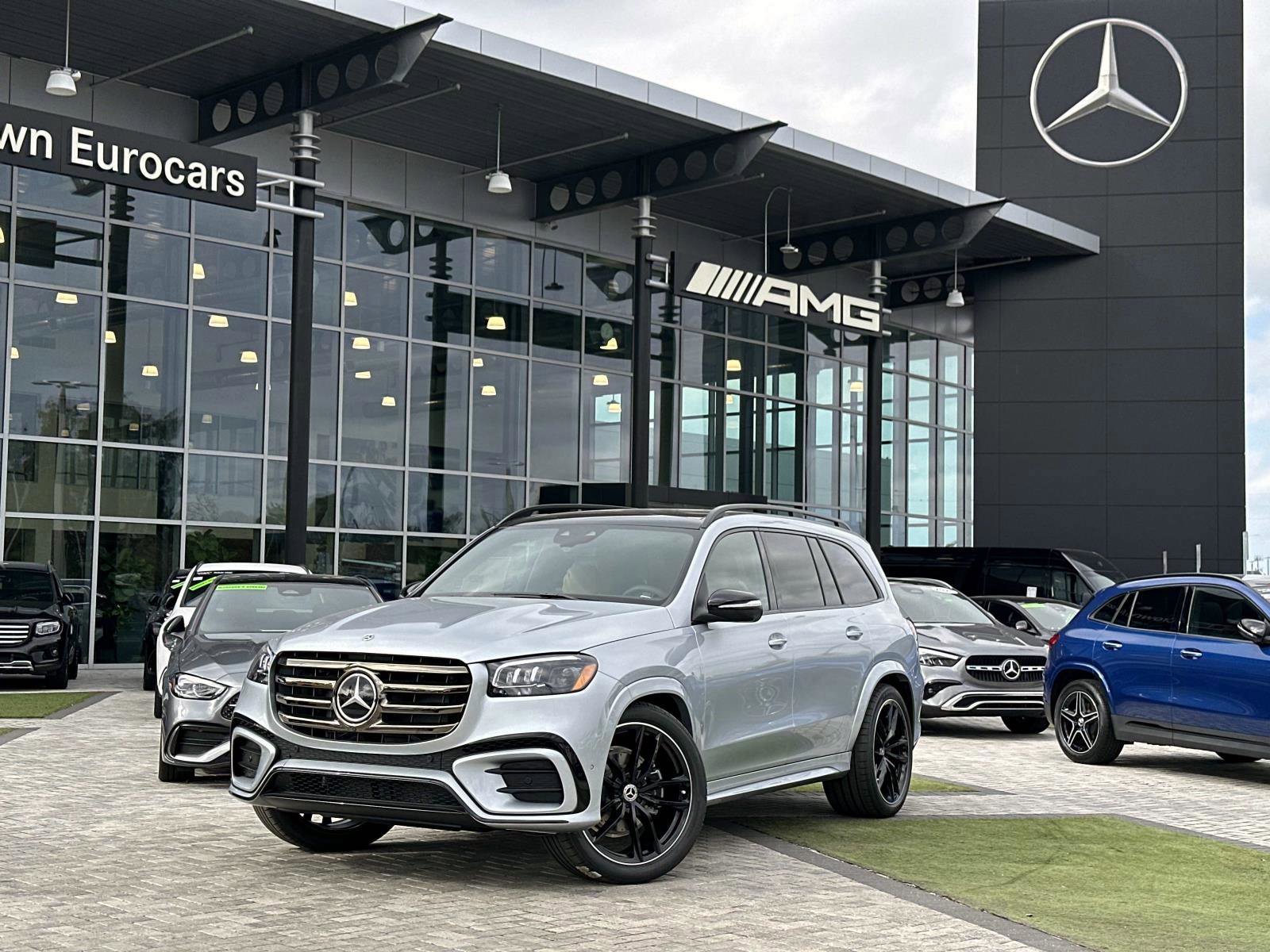 2026 Mercedes-Benz GLS Base's photo