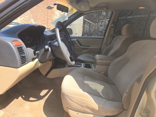 1999 Jeep Grand Cherokee Laredo photo 7