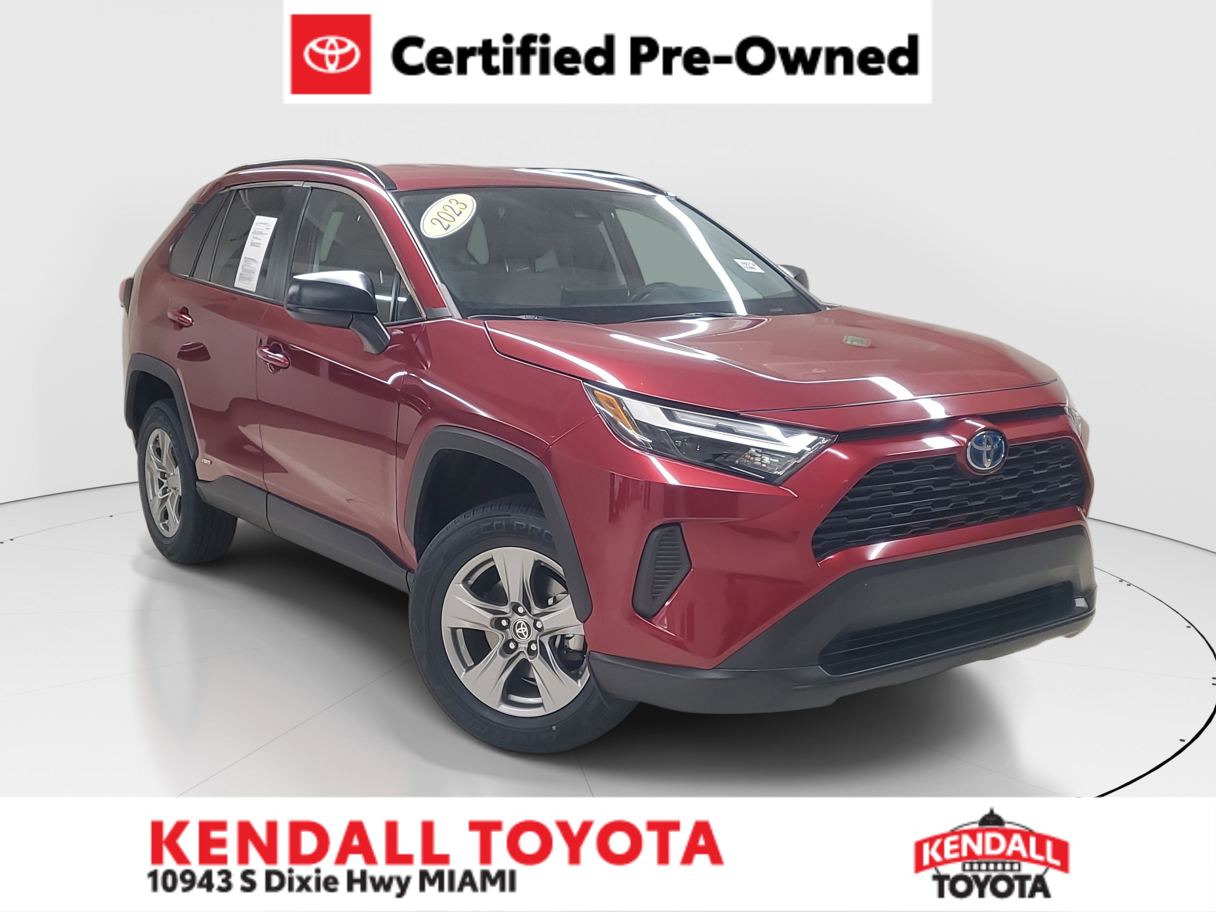 2023 Toyota RAV4 LE's photo