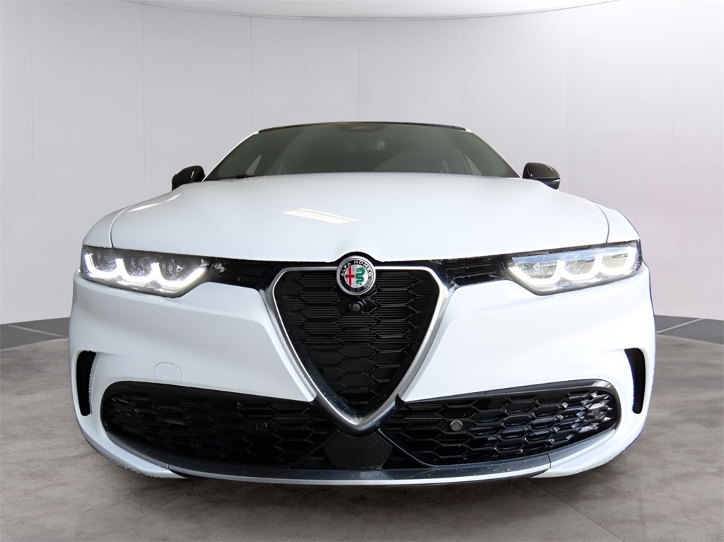 2024 Alfa Romeo Tonale Ti photo 3