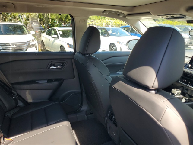 2026 Nissan Rogue SV photo 28
