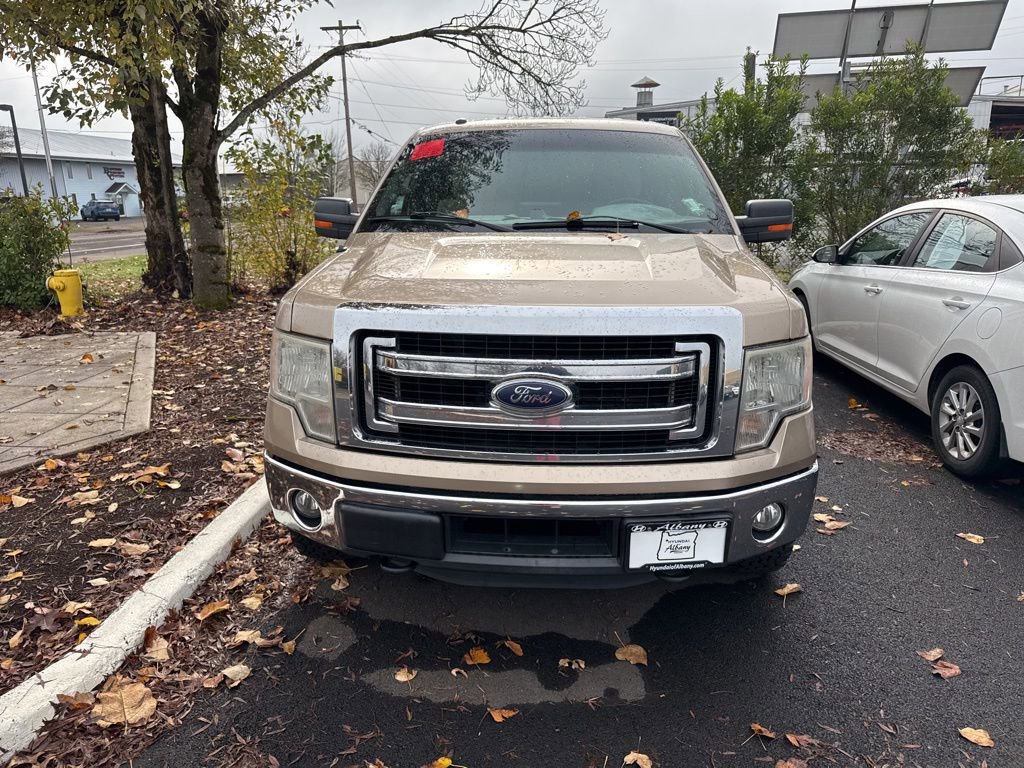 2014 Ford F-150 XLT photo 2