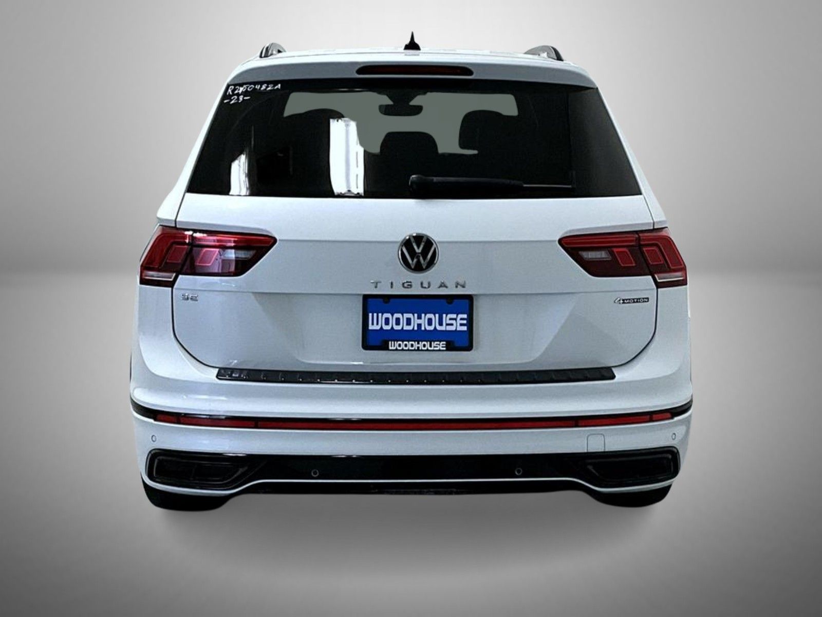 2023 Volkswagen Tiguan SE R-Line Black photo 4