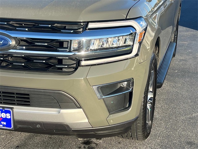 2024 Ford Expedition MAX Limited photo 9