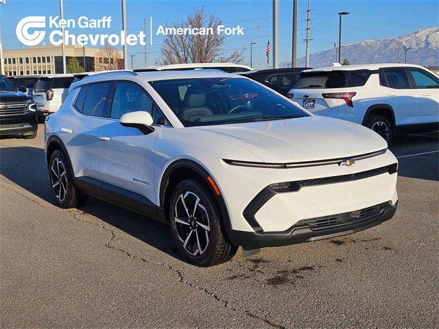 2026 Chevrolet Equinox EV 2LT's photo