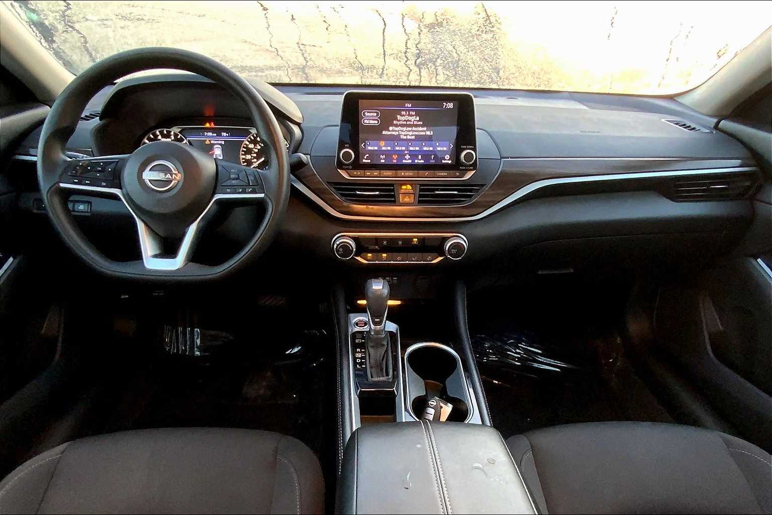 2023 Nissan Altima 2.5 SV photo 14