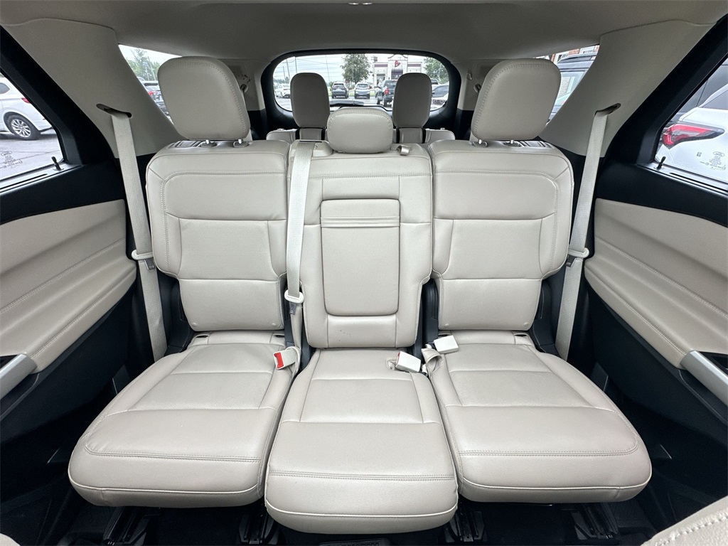 2022 Ford Explorer Limited photo 23
