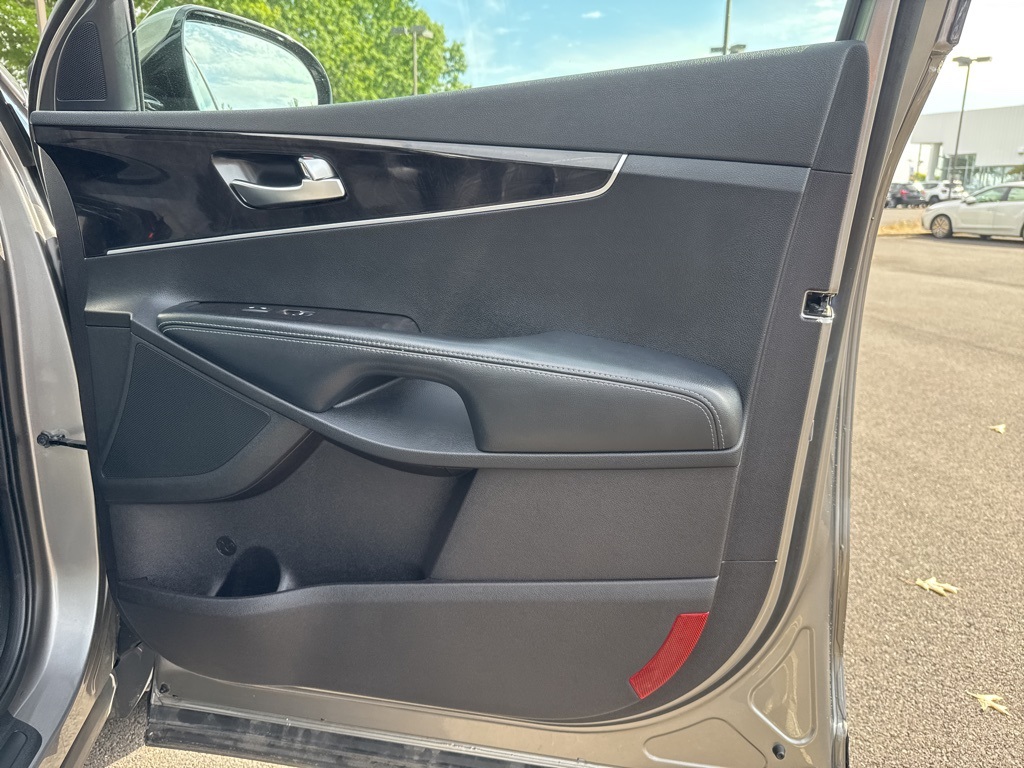 2018 Kia Sorento LX photo 24