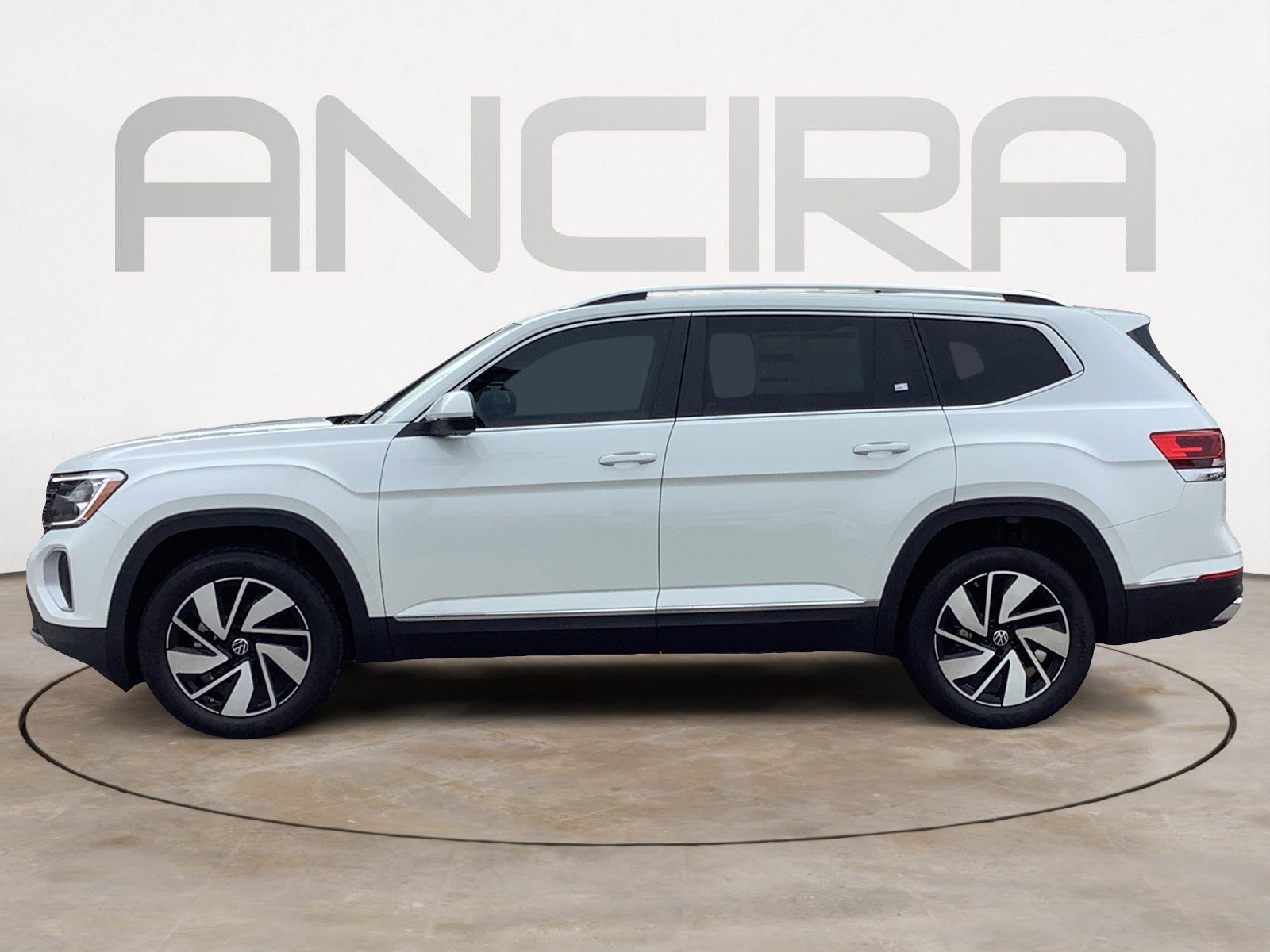 2025 Volkswagen Atlas SEL photo 5