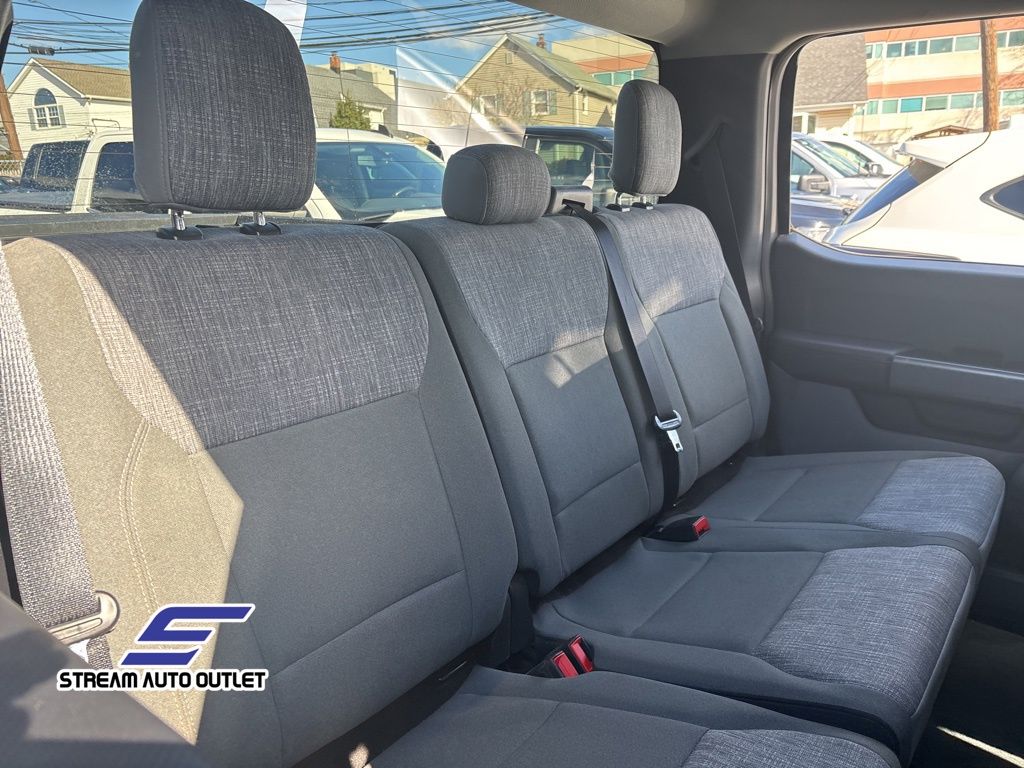 2023 Ford F-150 XLT photo 10