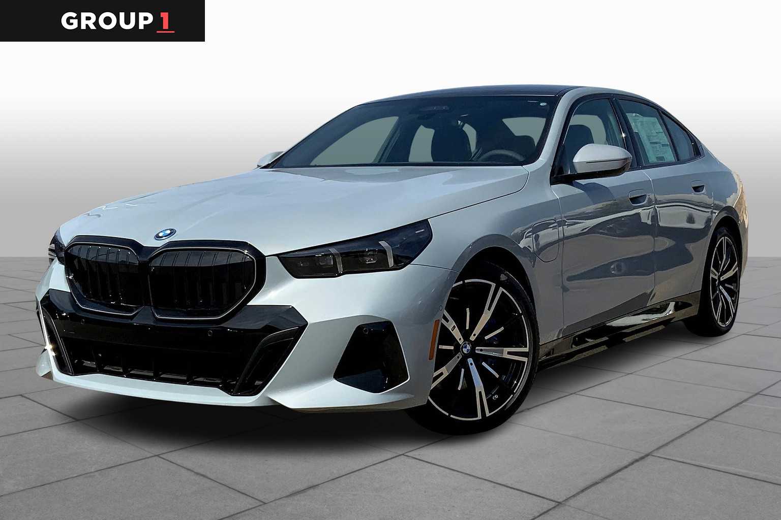2026 BMW 5 Series 550e xDrive