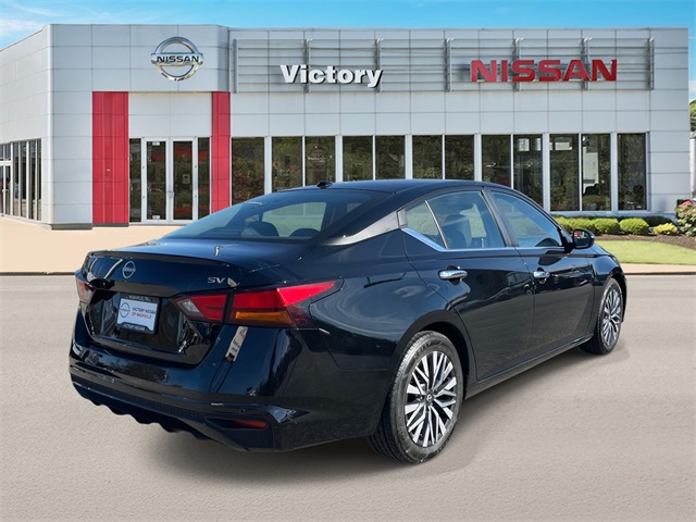 2024 Nissan Altima 2.5 SV photo 3