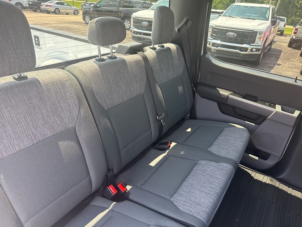 2026 Ford F-250 XLT photo 17