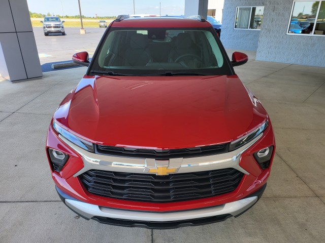 2026 Chevrolet Trailblazer LT photo 3