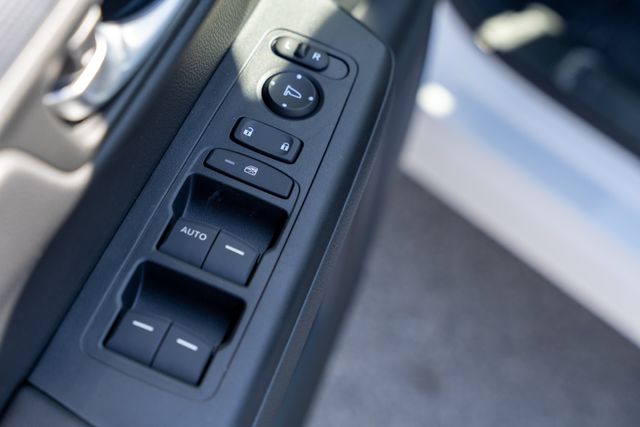 2026 Honda CR-V LX photo 21