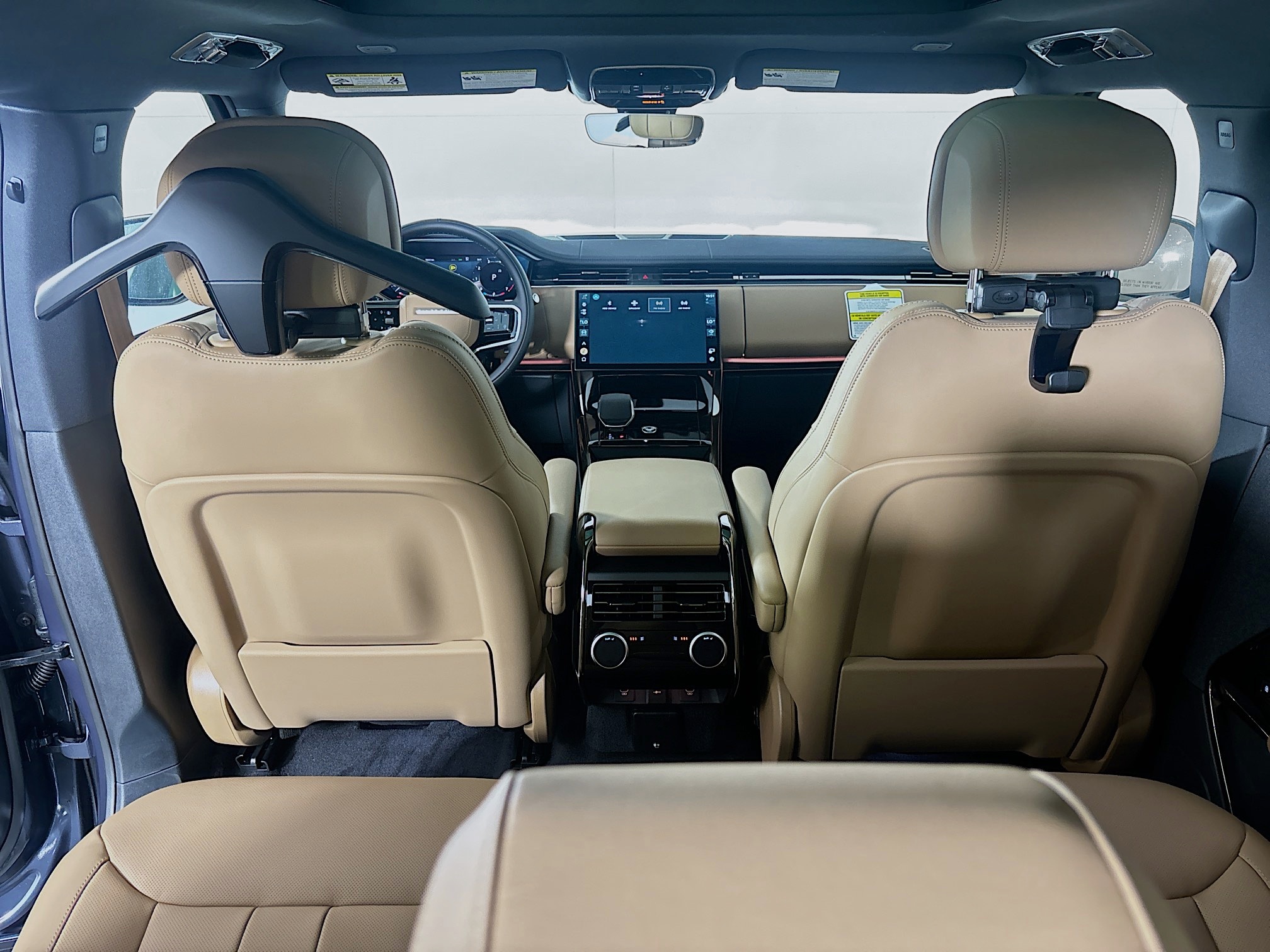 2025 Land Rover Range Rover Sport SE photo 22