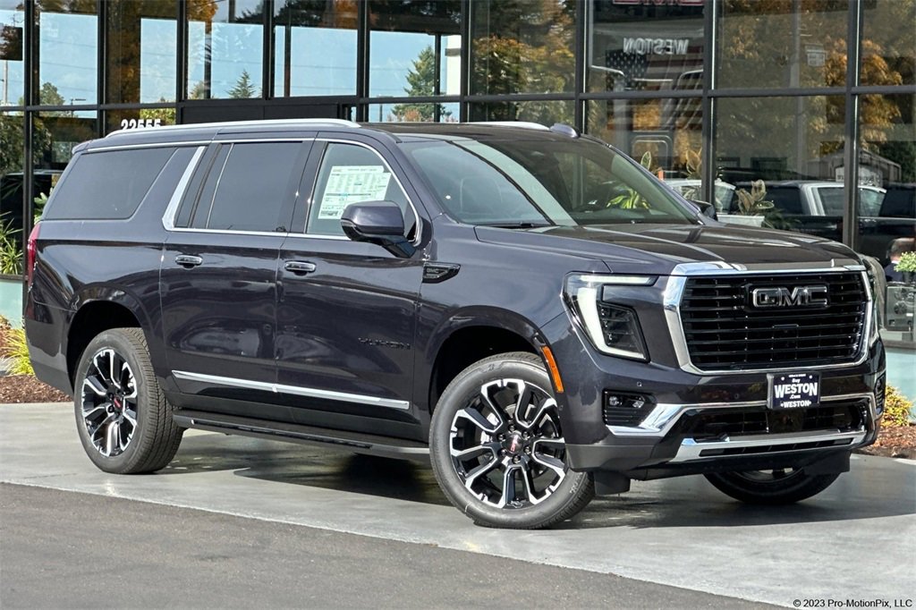 2026 GMC Yukon XL Elevation's photo