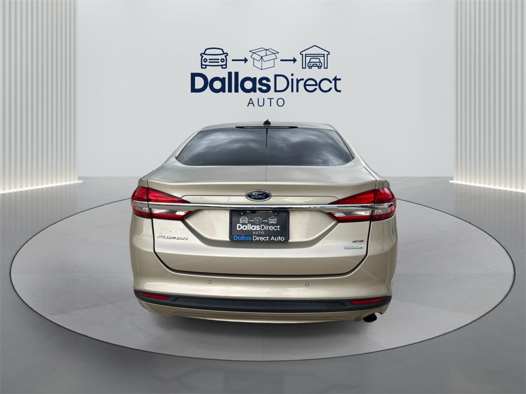 2017 Ford Fusion SE photo 5