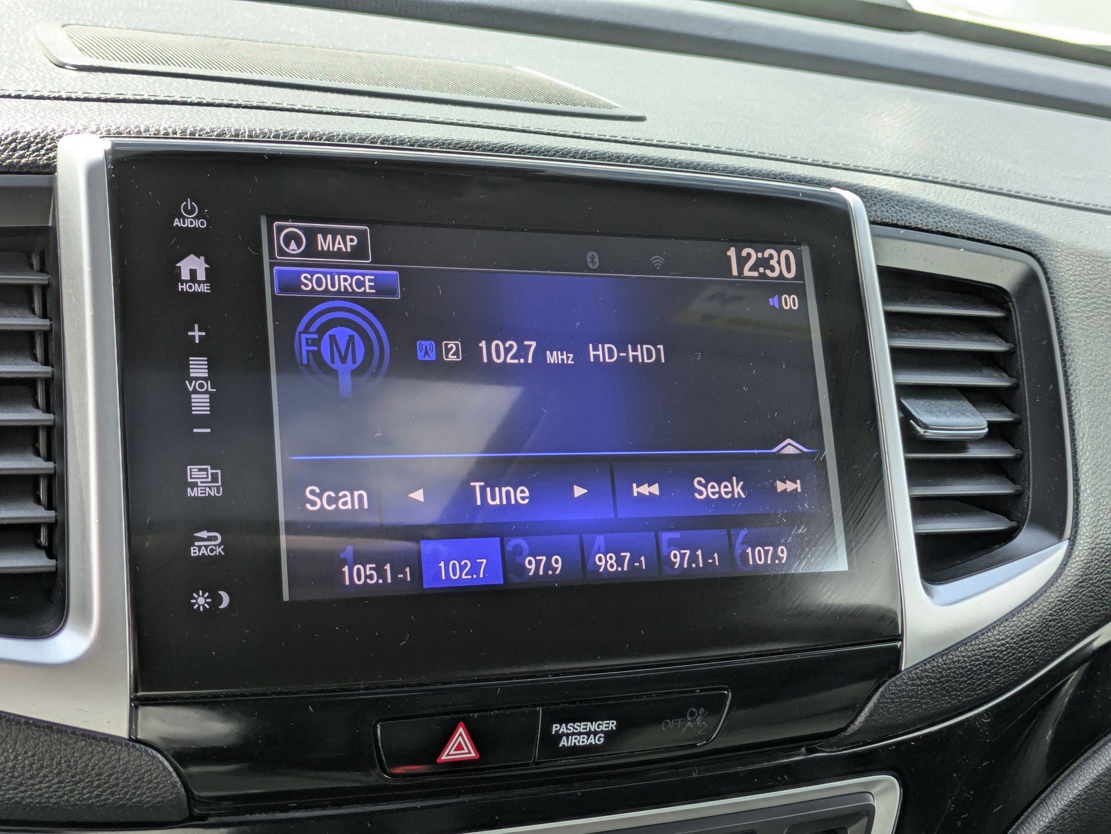 2018 Honda Pilot Elite photo 18