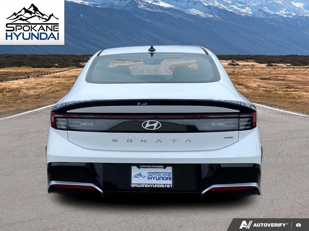 2026 Hyundai Sonata SEL Sport photo 4