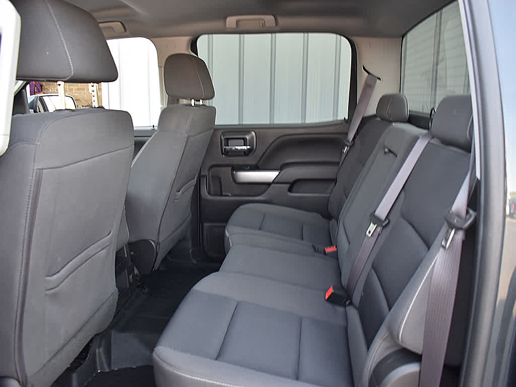 2017 Chevrolet Silverado 1500 LT photo 6