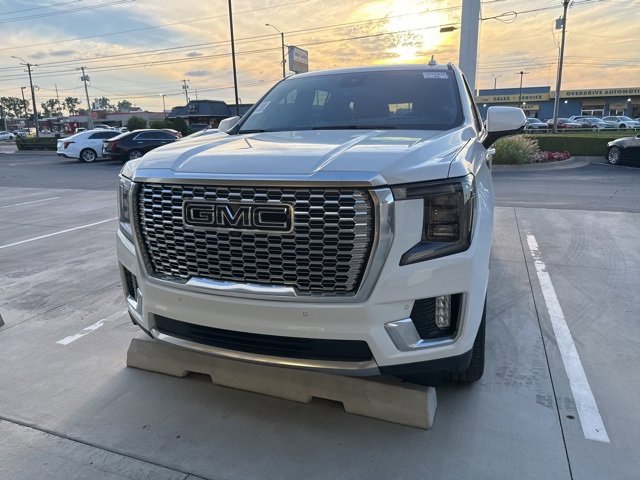 2023 Gmc Yukon Denali photo 3