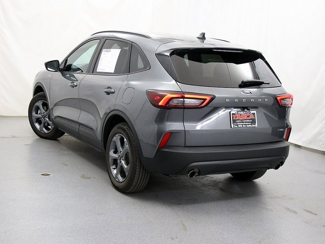 2025 Ford Escape ST-Line photo 4