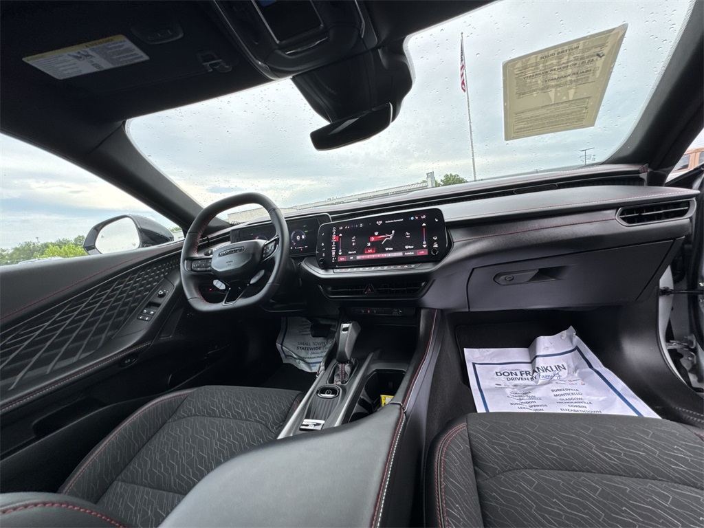 2025 Dodge Charger R/T photo 10