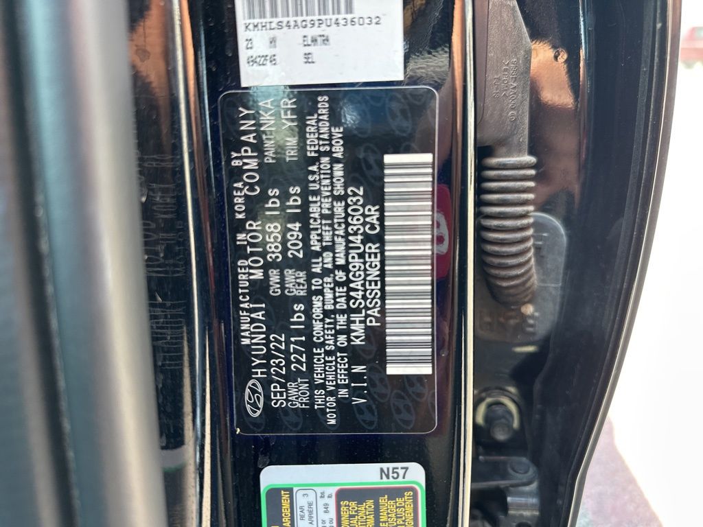 2023 Hyundai Elantra SEL photo 34