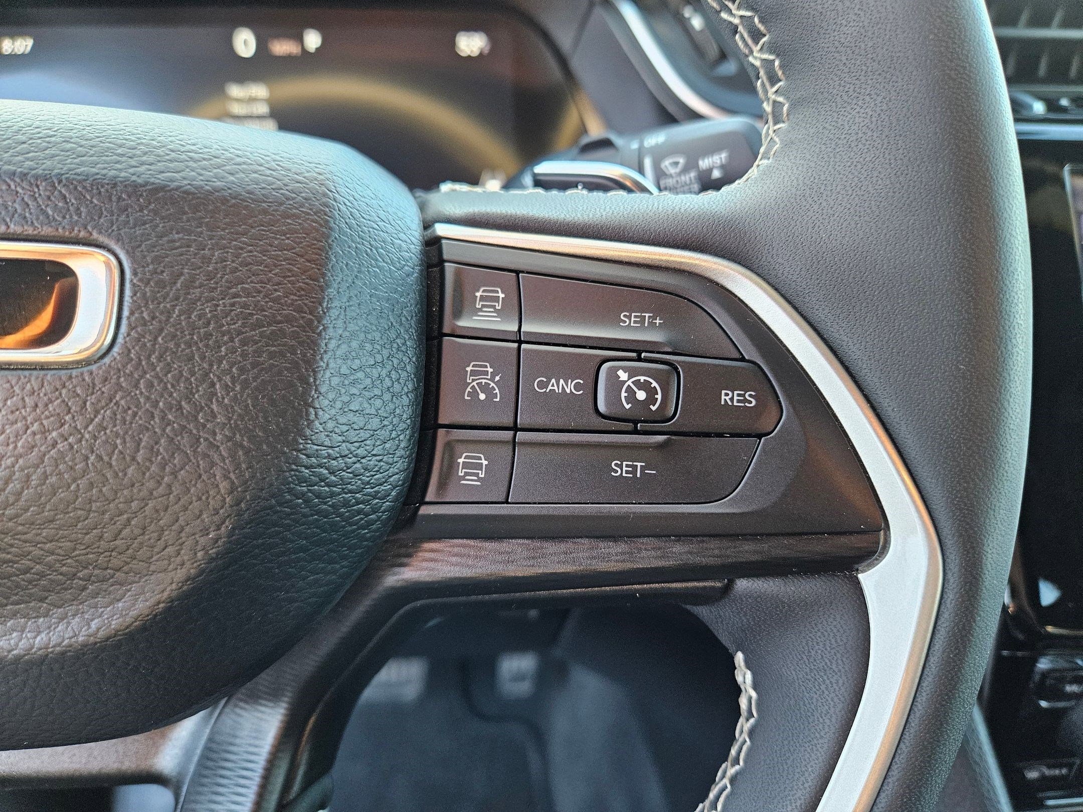 2024 Jeep Grand Cherokee Altitude photo 16