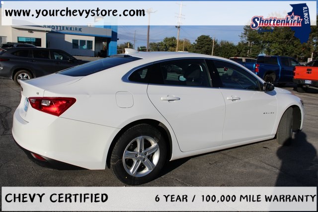 2023 Chevrolet Malibu 1LT photo 3