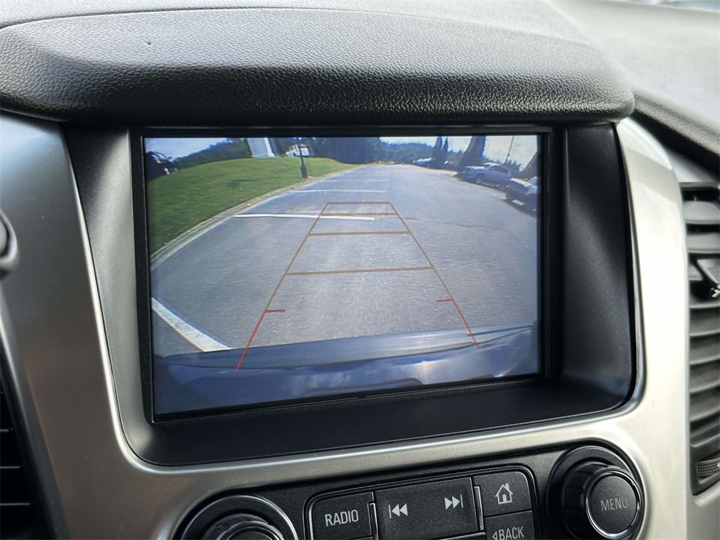 2019 Chevrolet Tahoe LT photo 4