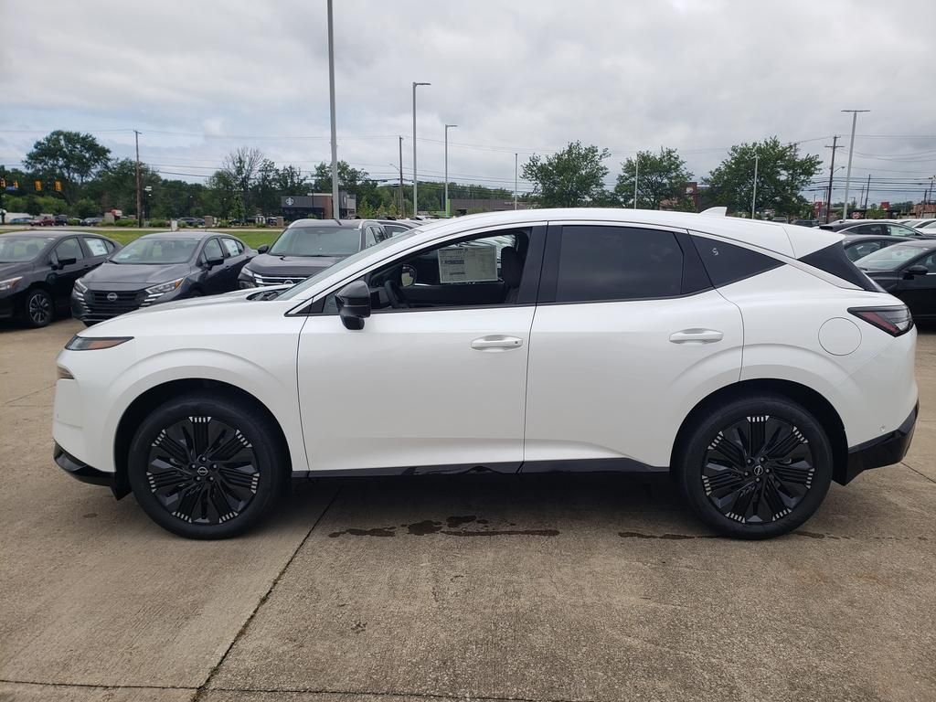 2025 Nissan Murano Platinum photo 2