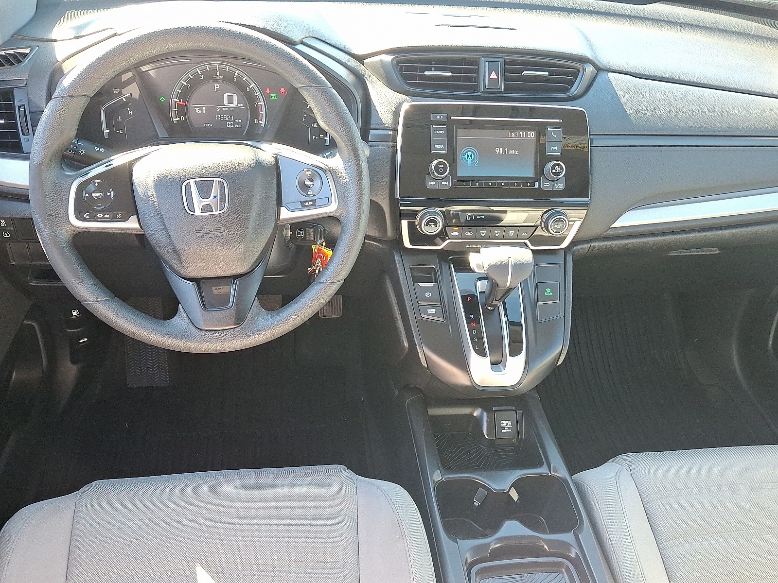 2017 Honda CR-V LX photo 11