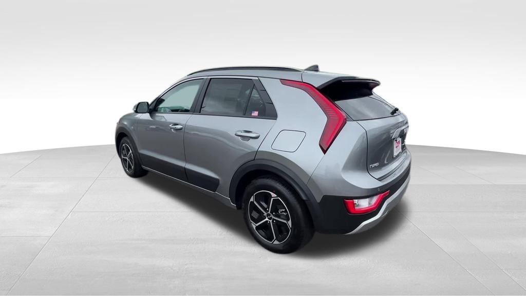 2025 Kia Niro EX Touring photo 3