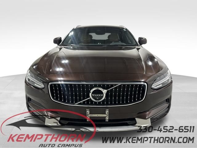 2017 Volvo V90 Cross Country Base's photo