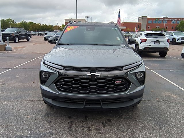 2024 Chevrolet Trailblazer RS photo 2
