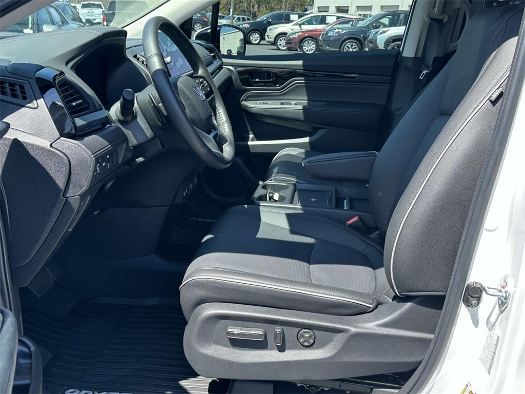 2025 Honda Odyssey Elite photo 4