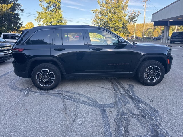 2022 Jeep Grand Cherokee Trailhawk photo 6