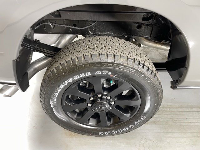 2026 Ram 3500 Laramie photo 9