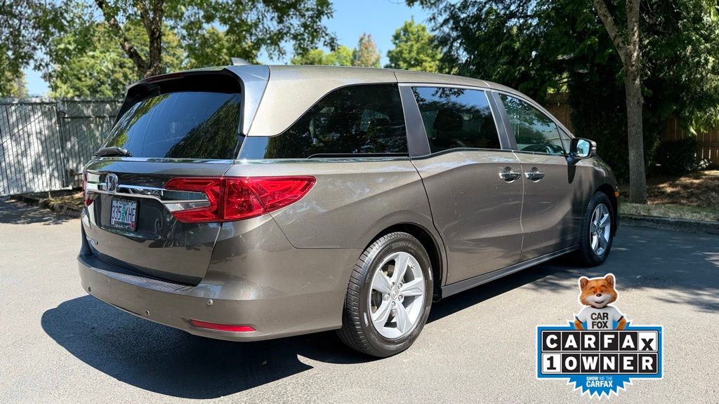 2018 Honda Odyssey EX-L photo 9
