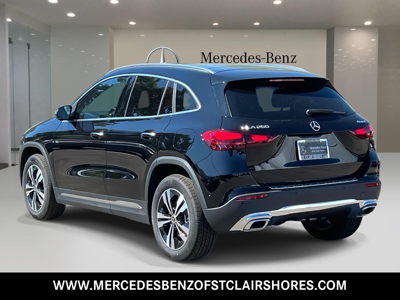 2026 Mercedes Benz GLA 250 4MATIC photo 3