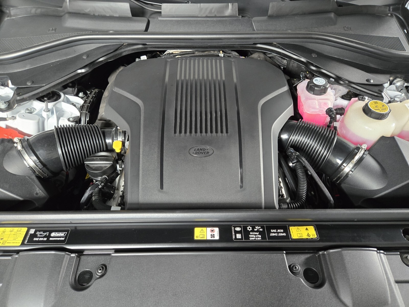 2025 Land Rover Range Rover SE photo 22