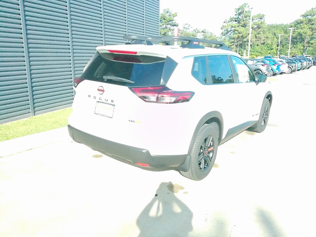 2026 Nissan Rogue SV photo 3