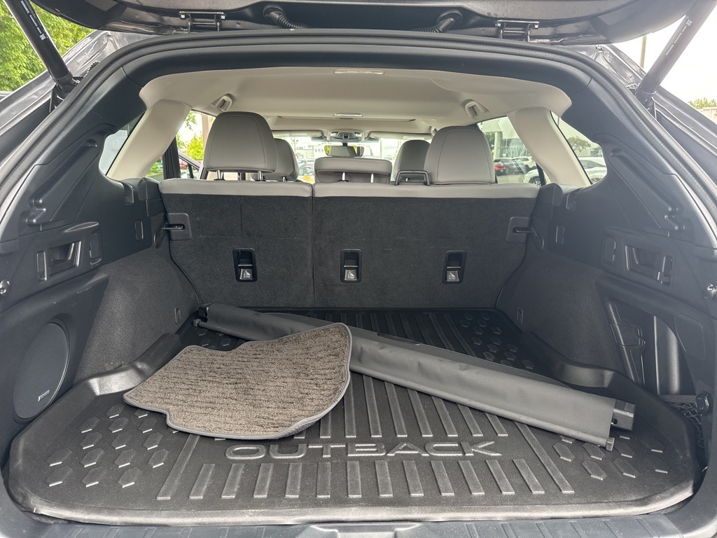 2023 Subaru Outback Limited photo 21